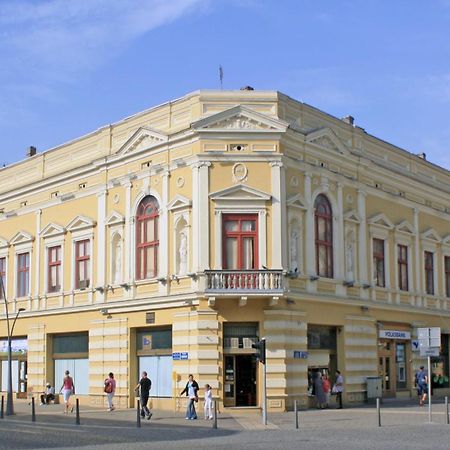 Apartmani Astral Шабац Экстерьер фото